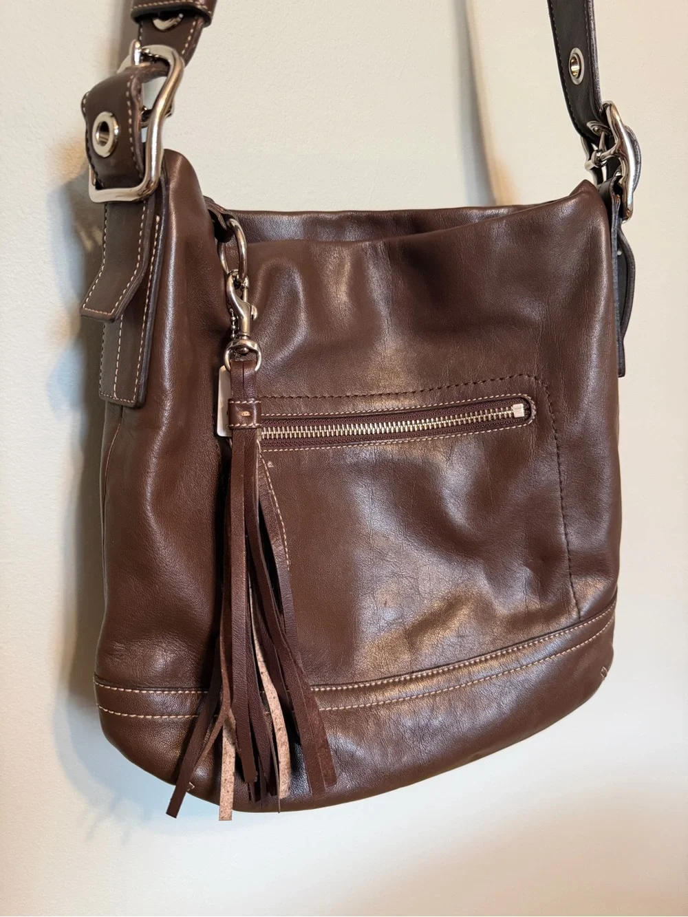 Vintage Coach Brown Leather Crossbody Bag - Timeless Everyday Style